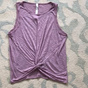 Lululemon size 8 cropped tank.